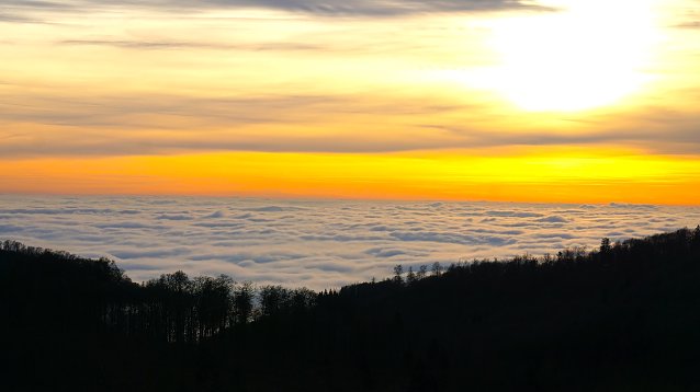 Bild: "Nebelmeer unterhalb Rothes&uuml;tte bei Sonnenuntergang"