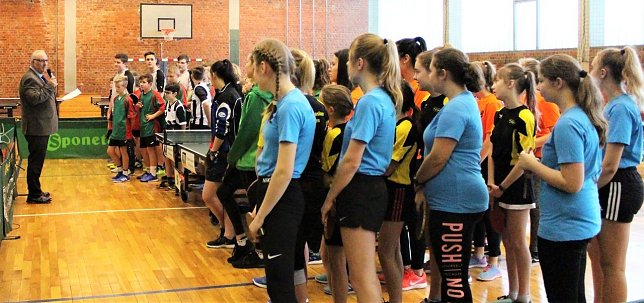 Bild: Hochklassiges Tischtennis beim Schulamtsfinale 