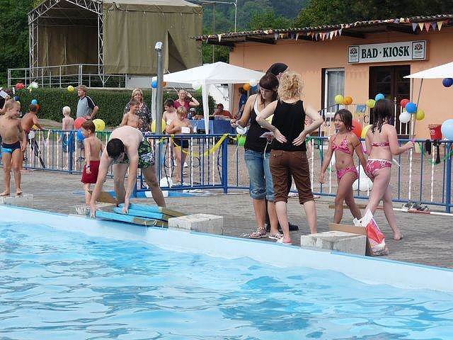 Badesaison wird er&ouml;ffnet (Foto: Badesportverein)