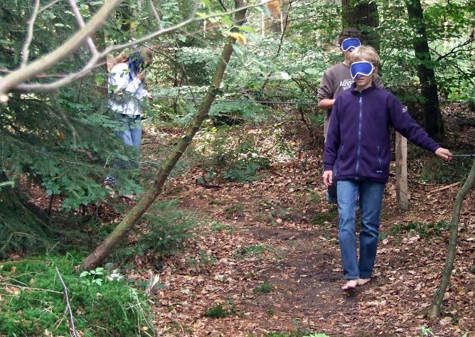 Zu Fuß Sinne erlaufen (Foto: privat) Zu Fuß Sinne erlaufen (Foto: privat)