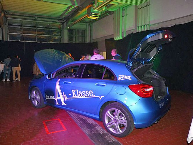 Manege frei (Foto: Karl-Heinz Herrmann) Manege frei (Foto: Karl-Heinz Herrmann)