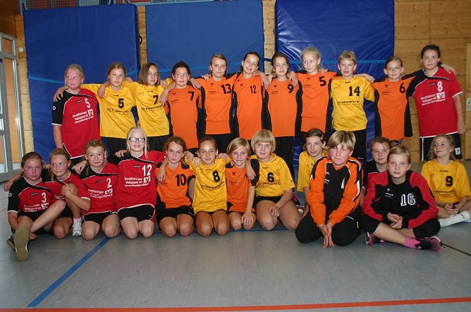 Weiblicher Handballnachwuchs (Foto: Uwe Tittel)