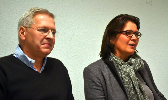 Der scheidende Vorstandschef und die neue Vorstandsvorsitzende im Pressegespr&auml;ch (Foto: HaJo Steinbach)