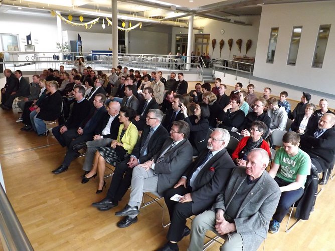 Zahlreiche Ehreng&auml;ste konnten zu Freisprechungsfeier der Kreishandwerkerschaft Kyffh&auml;user-Unstrut-Hainich begr&uuml;&szlig;t werden. (Foto: mix)