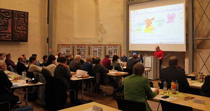 Synode in Sondershausen (1) (Foto: Karl-Heinz Herrmann) Synode in Sondershausen (1) (Foto: Karl-Heinz Herrmann)