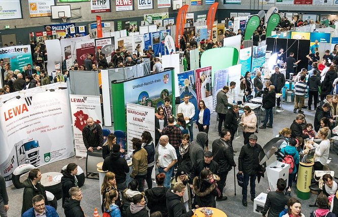 bildungsmesse (Foto: Matthäus Bartholomäus) bildungsmesse (Foto: Matthäus Bartholomäus)