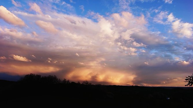 Unser Wetterbild kommt heute von Christoph Burkert der gestern "Corona" einmal anders eingefangen hat (Foto: Christoph Burkert)