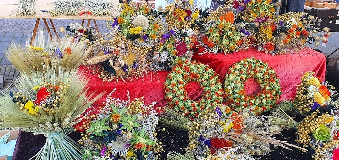 &Ouml;ko-Markt im M&uuml;hlhausen zum Tag des offenen Denkmals (Foto: &copy; Stadtverwaltung M&uuml;hlhausen)
