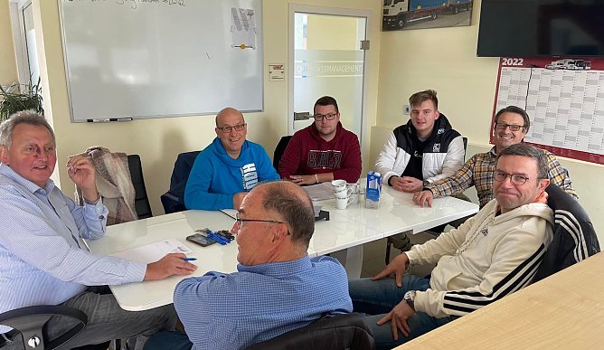 Vorbereitungsgespr&auml;che f&uuml;r den Kindergarten-Cup (Foto: FSVP)