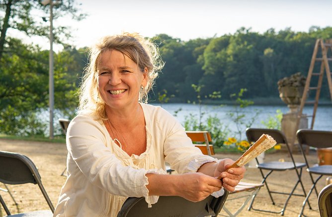 Kerstin Otto erz&auml;hlt Geschichten (Foto: (c) Kerstin Otto)