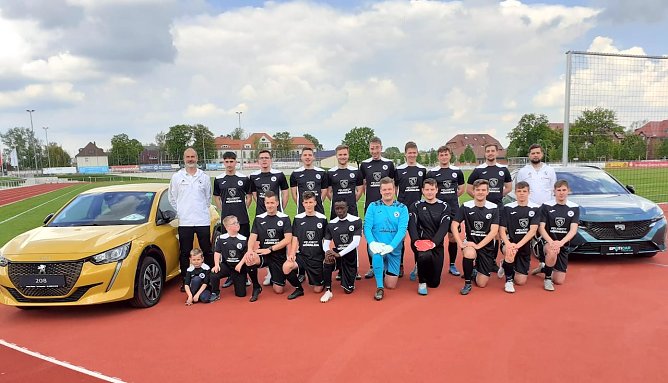 Neue Trikots für de Kreisoberligisten der Preußen (Foto: FSV Preußen) Neue Trikots für de Kreisoberligisten der Preußen (Foto: FSV Preußen)