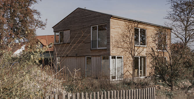 Vom Schlosszimmer &uuml;ber die neue Nordh&auml;user Feuerwehr bis zum Einfamilienhaus in Holzbauweise - der Tag der Architektur gibt Einblicke in das moderne Baugeschehen in Nordth&uuml;ringen (Foto: Tino Rabold)