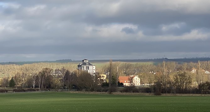 Wei&szlig;e Weihnachten r&uuml;cken dieses Jahr in weite Ferne (Foto: oas)