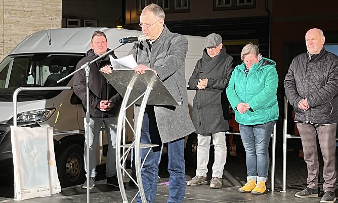 Sebastian heise hielt ein Pl&auml;doyer gegen den Krieg und zitierte dabei Stefan Zweig (Foto: emw)