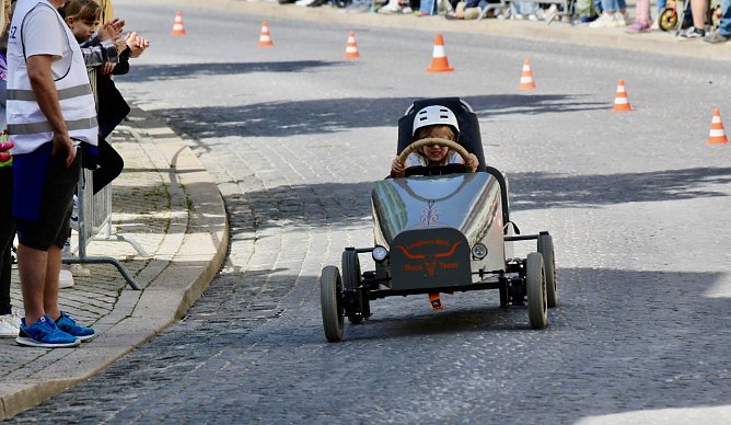 Eine der j&uuml;ngsten Fahrerinnen im formsch&ouml;nsten Gef&auml;hrt der Juniorklasse (Foto: Eva Maria Wiegand)