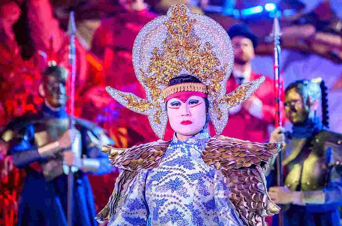 Premiere im Schlosshof morgen Abend: Turandot (Foto: TNLOS) Premiere im Schlosshof morgen Abend: Turandot (Foto: TNLOS)