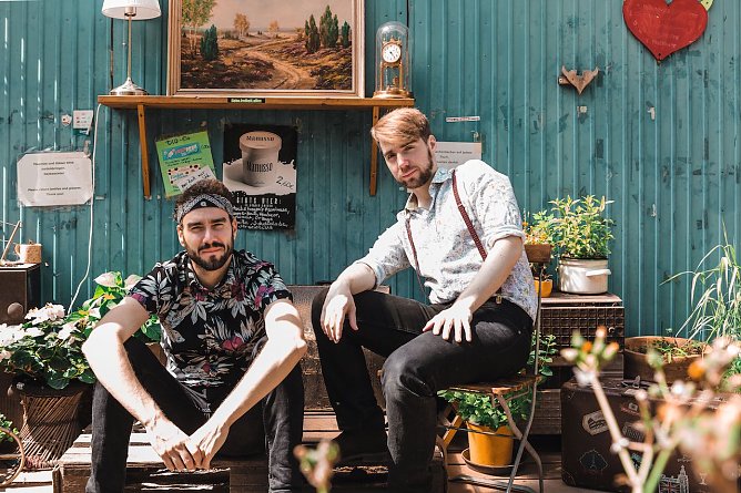 Gut gelaunt geht es im Arboretum freitags weiter durch den Juli (Foto: Kulturamt LSZ)