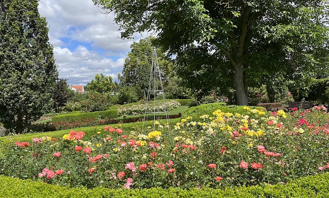 In der Nacht kann es wieder zu Gewitterentladungen kommen (Foto: oas) In der Nacht kann es wieder zu Gewitterentladungen kommen (Foto: oas)