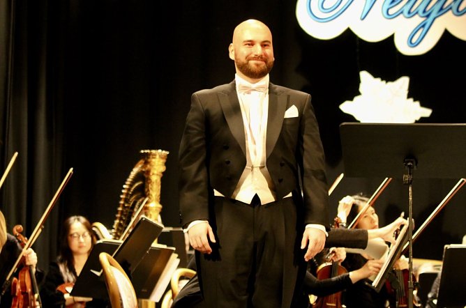 Bariton Florian Tavic - Neujahrskonzert in Bad Langensalza (Foto: Eva Maria Wiegand)