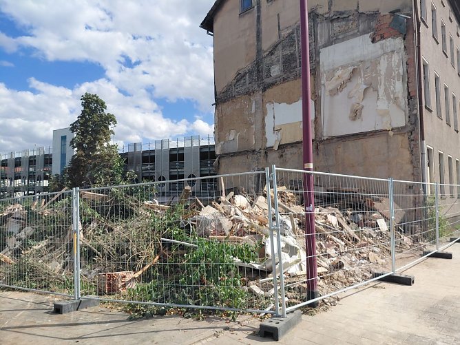 Das eingest&uuml;rzte Haus am M&uuml;hlh&auml;user Kiliansgraben (Foto: Markus Fromm )