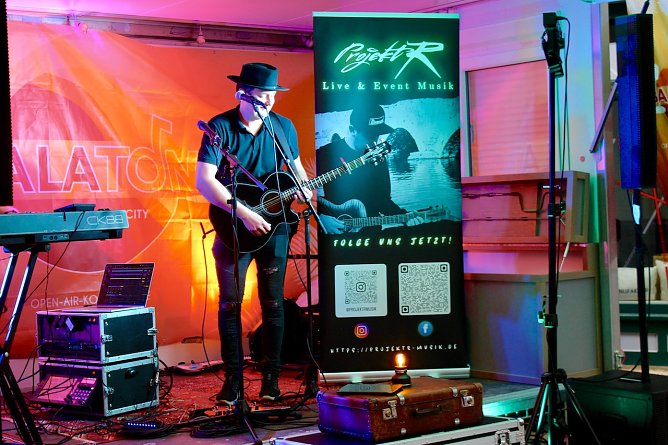 Open-Air-Konzertreihe BaLaTon � SummAIR in the City in Bad Langensalza mit Robin Hofman vom Projet R. (Foto: Eva Maria Wiegand)