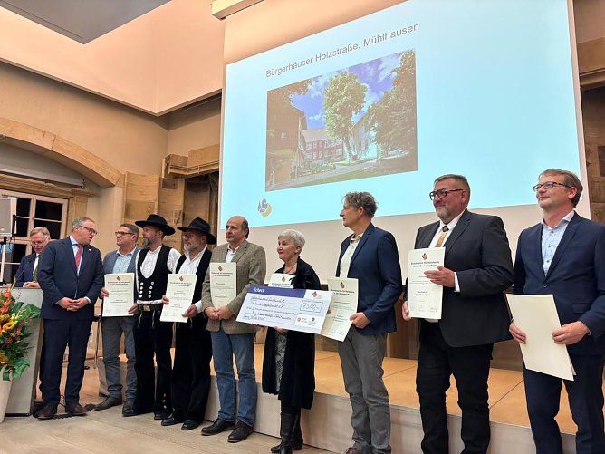 Bundespreis Handwerk Denkmalpflege 2025 ging an die Diakonie Doppelpunkt (Foto: Stadt Mühlhausen) Bundespreis Handwerk Denkmalpflege 2025 ging an die Diakonie Doppelpunkt (Foto: Stadt Mühlhausen)