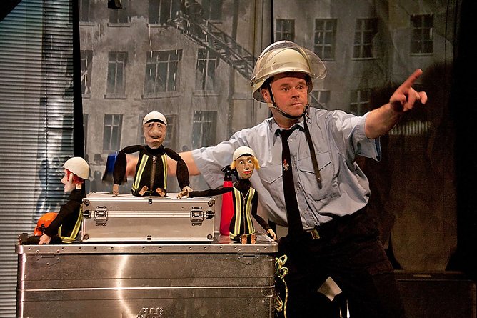 Bei der Feuerwehr wird der Kaffee kalt (Foto: Patrick Jech)