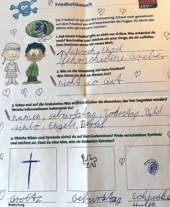 Bild: W&auml;hrend des Projekts werden von den Kindern auch mehrere Frageb&ouml;gen ausgef&uuml;llt
