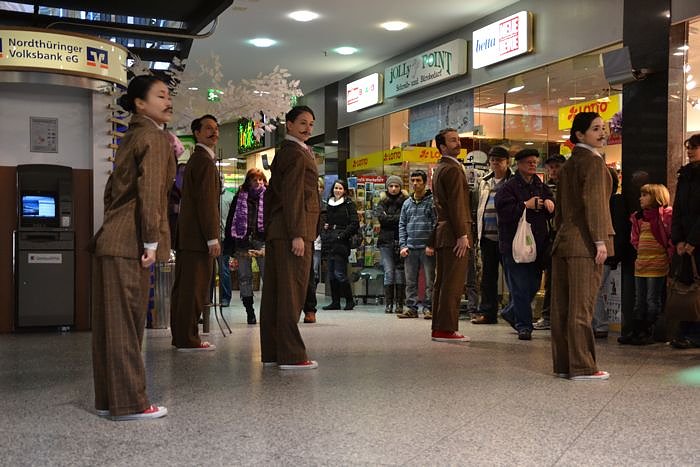 In der Galerie getanzt