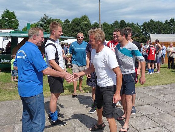 G&auml;ste r&auml;umten ab