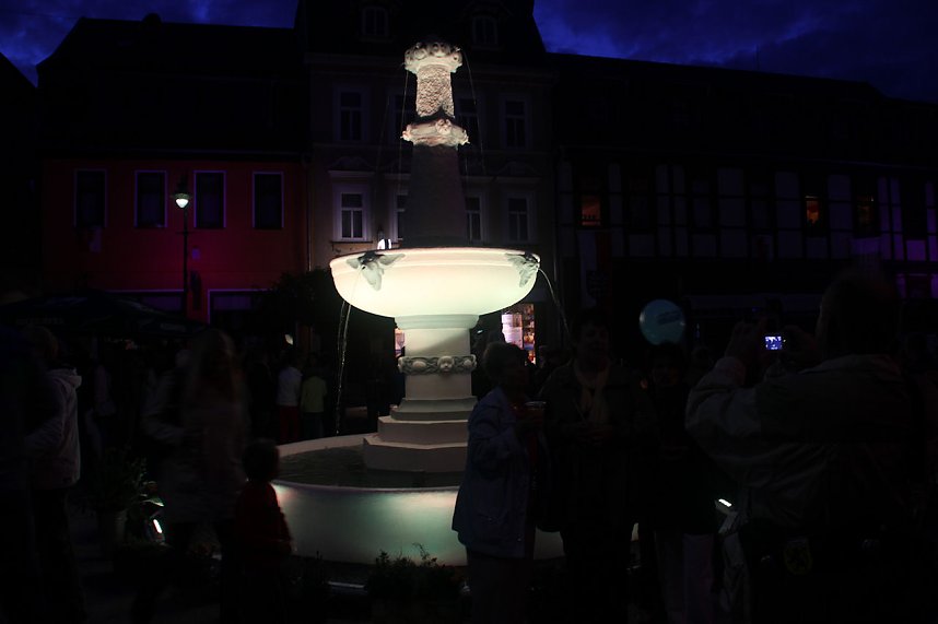 Am Zierbrunnen getanzt