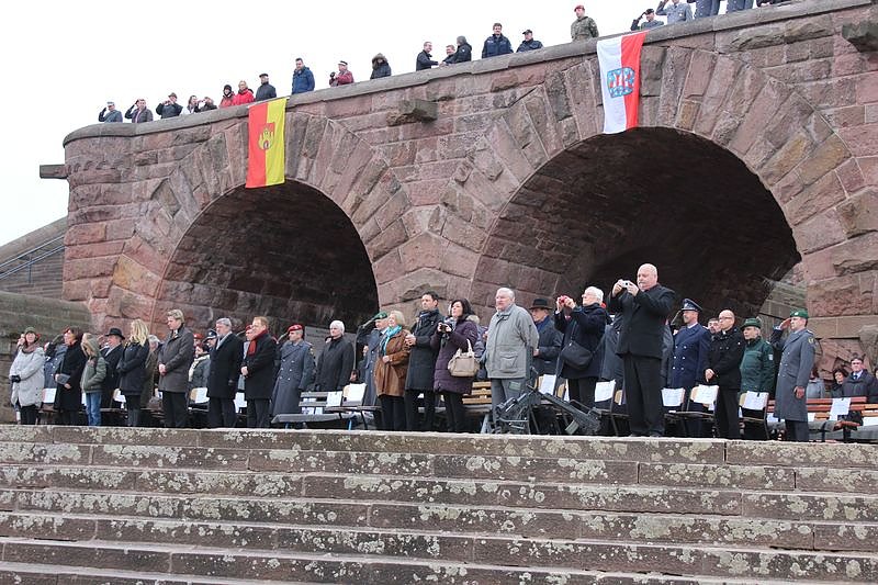 Es war eine wundersch&ouml;ne Zeit - Kommando&uuml;bergabe am Kyffh&auml;user