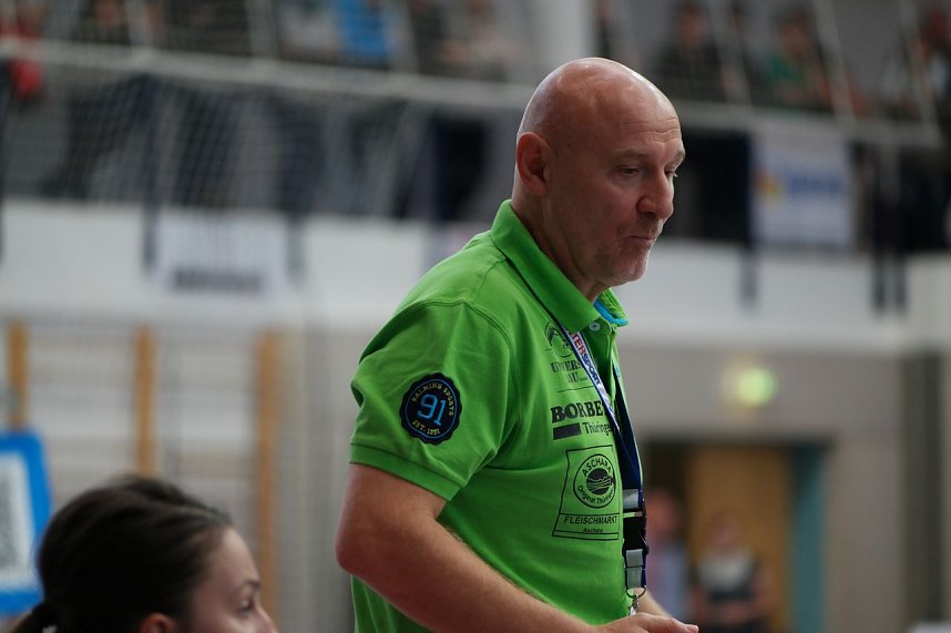 THC gewinnt den Supercup