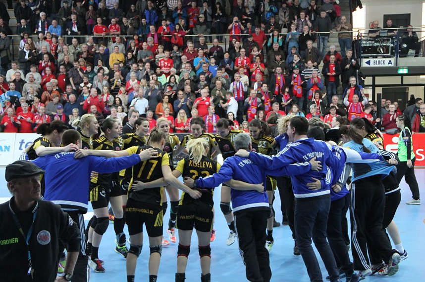 Der Th&uuml;ringer Handballclub gegen Rostov-Don in der Wiedigsburghalle Nordhausen