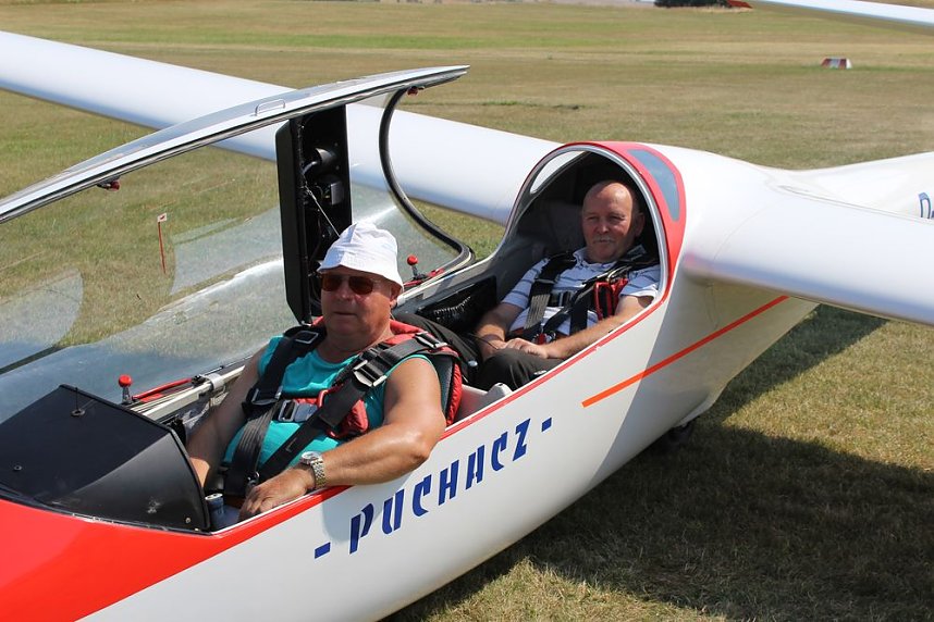 Segelflieger am Himmel Nordth&uuml;ringens