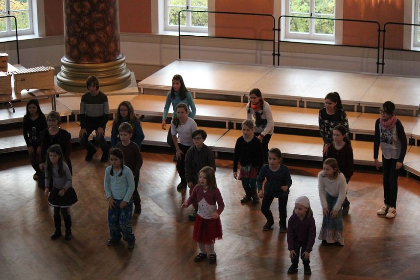 Getanzt und gesungen