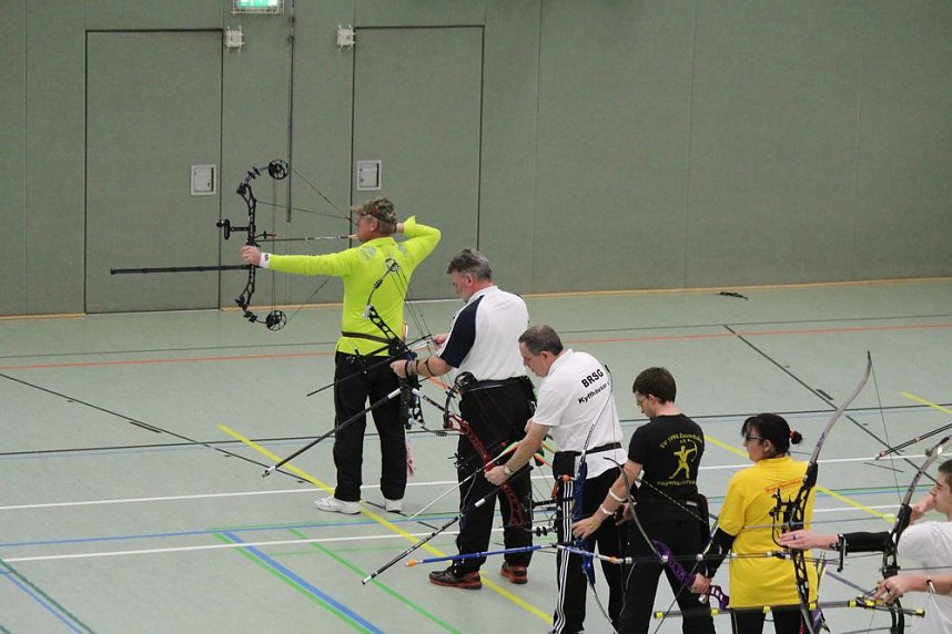 7. Adventsturnier im Bogenschie&szlig;en gut besetzt
