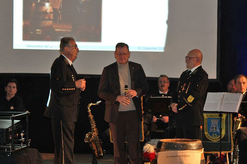 Ministerpr&auml;sident bekam Schl&auml;ge