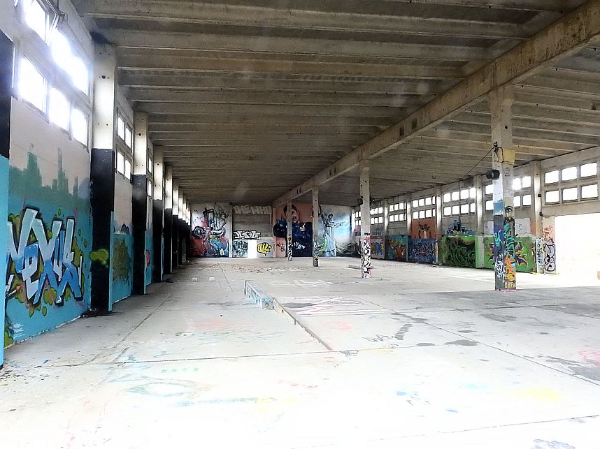 Peter Blei in der Brikettfabrik