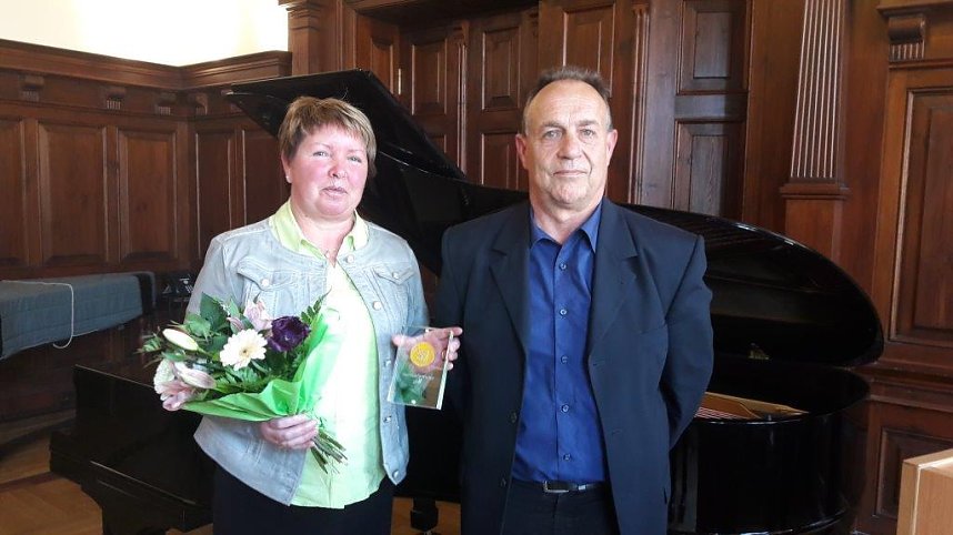 Ehrenpreise &uuml;bergeben