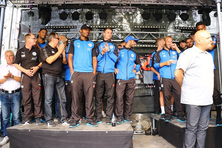 Wacker beim Altstadtfest