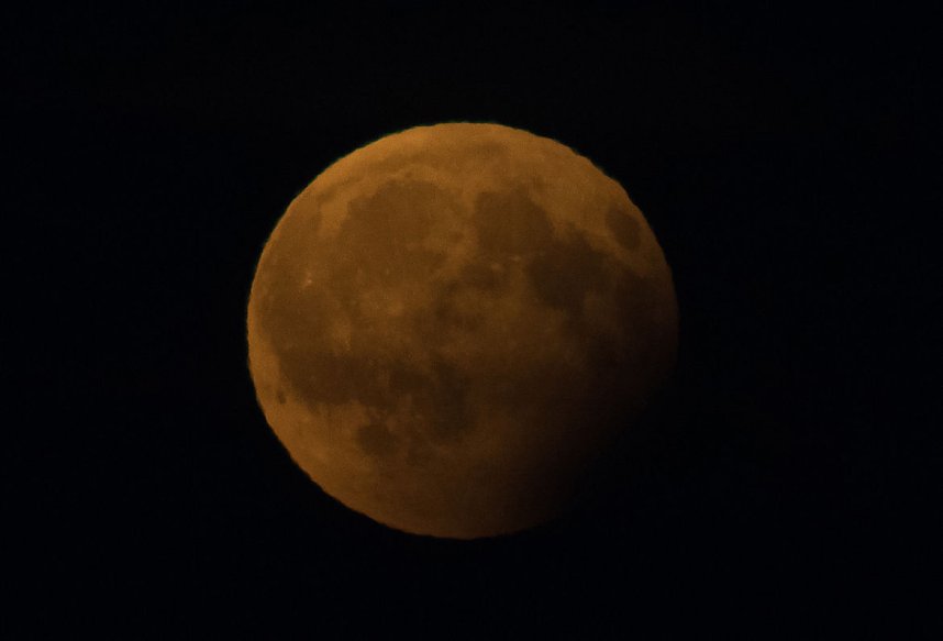 Partielle Mondfinsternis am Montag