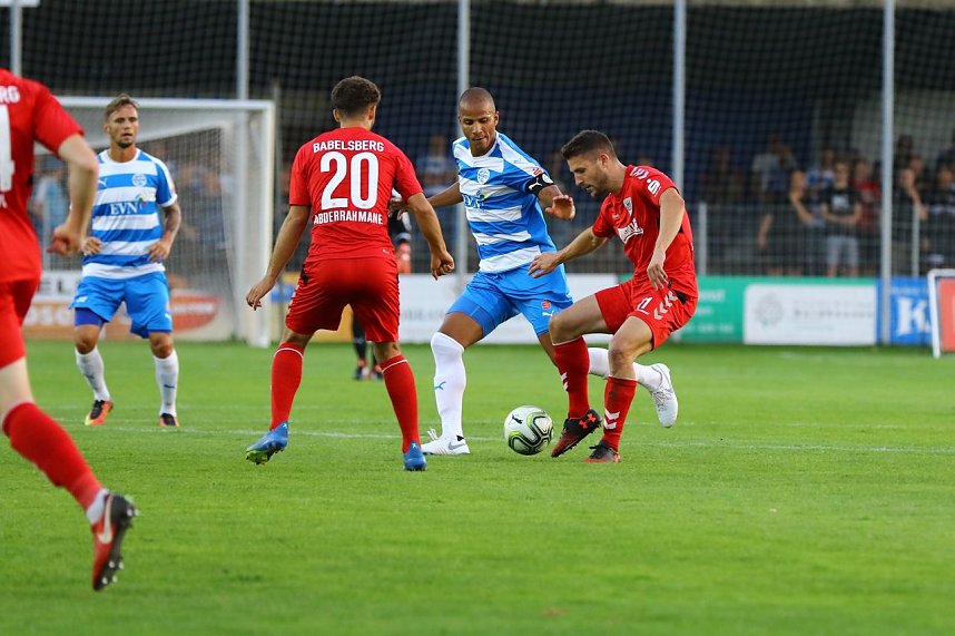 Wacker gewinnt 2:1 gegen Babelsberg