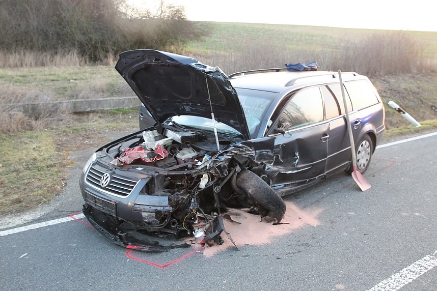 Sechs Menschen bei Unfall verletzt