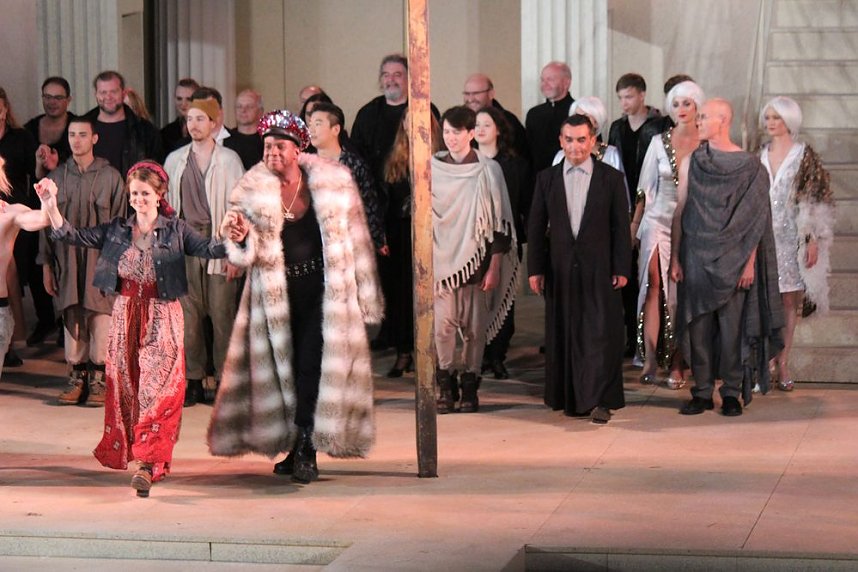 Einfach Klasse: Premiere Jesus Christ Superstar