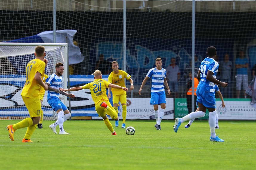 Wacker gewinnt 8:0 gegen Bischofswerda