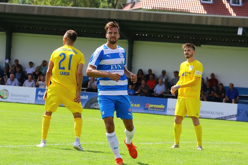 Wacker gewinnt 8:0 gegen Bischofswerda