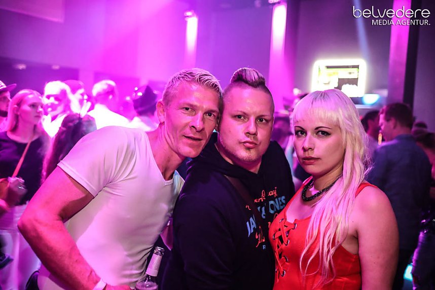 Party im Jugendclubhaus in Nordhausen - der Samstag