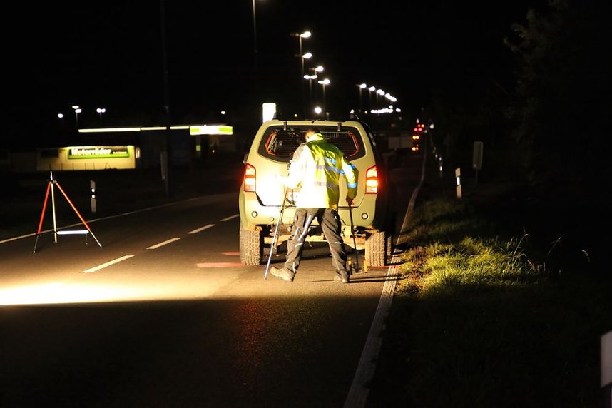 Fu&szlig;g&auml;nger bei Verkehrsunfall t&ouml;dlich verletzt