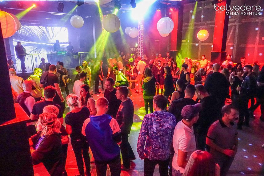 Party im Jugendclubhaus in Nordhausen - der Samstag